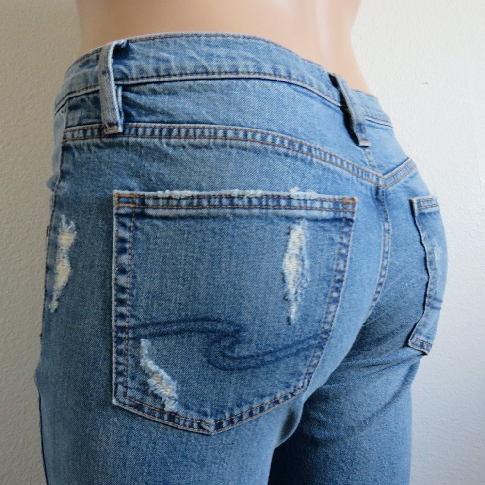 Silver Jeans Vintage Inspired 90’s Frisco Straight Leg Size 8 Waist 30” NWOT